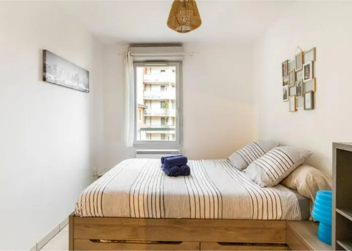 Appartement T2 40 M2 - Tout Equipe Et Calme